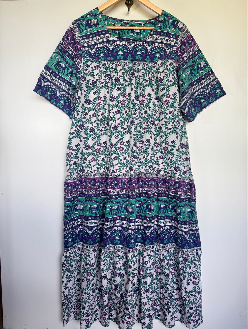 Vintage Cotton Muumuu Dress Medium Boho Grannycore Floral Tiered House Dress